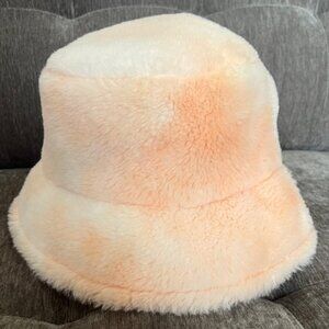 Goodly Faux Fur Bucket Hat Women Size S/M NEW